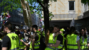 Serbien: Erste gemeinsame Großdemonstration von Studenten und Gewerkschaften 