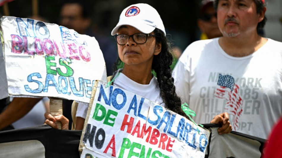 Professores da Venezuela exigem melhores sal&aacute;rios antes da volta &agrave;s aulas