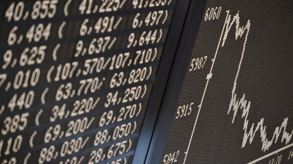 Borsa: Europa apre in calo, Francoforte -0,47%