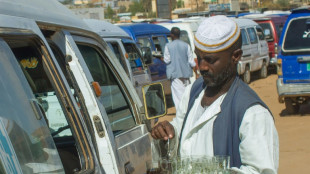 Sudanese start small businesses to survive war