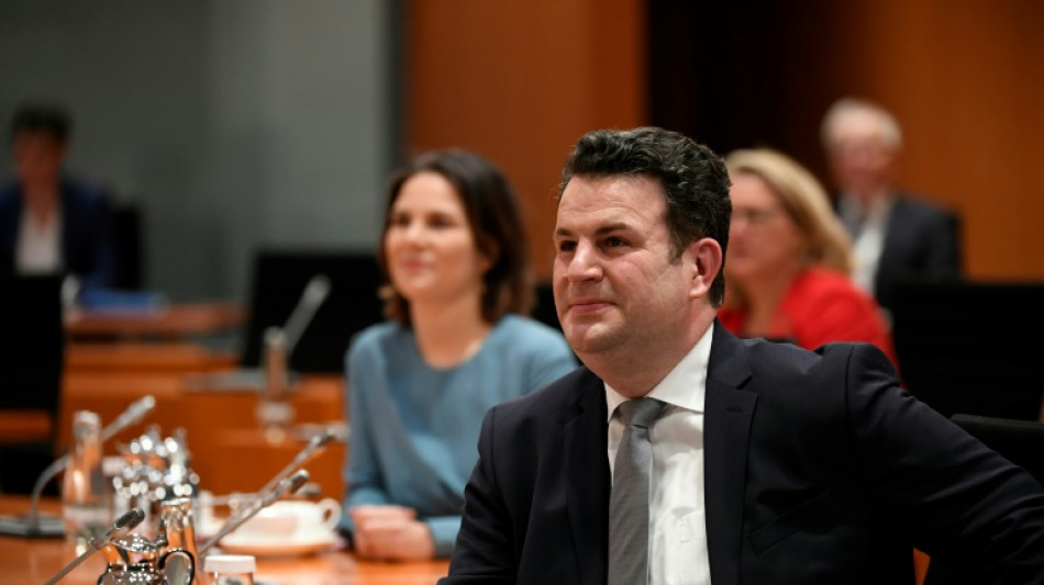 Kurzarbeit-Sonderregeln werden bis Ende Juni verl&auml;ngert 