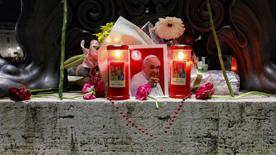 Prefetto, maxischermi in area S.Pietro per le esequie del Papa