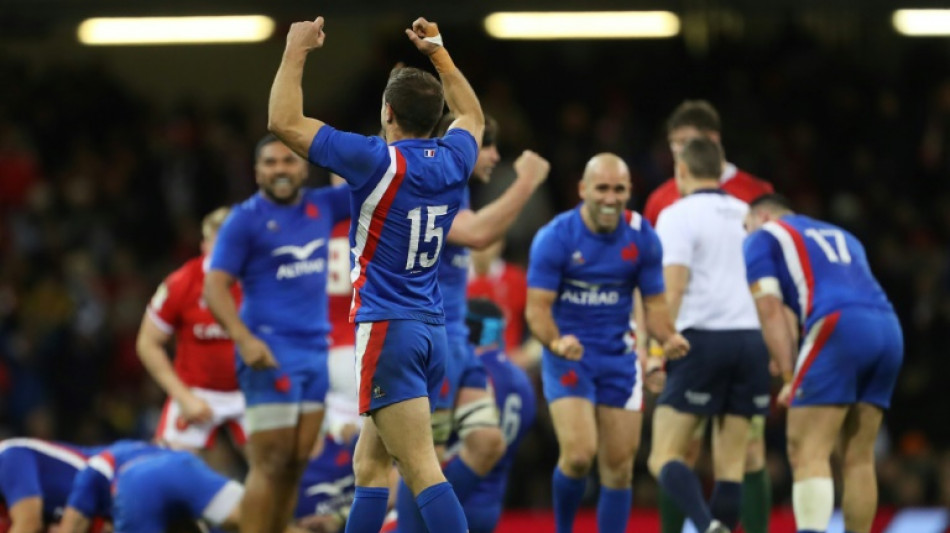 Tournoi des six nations: la France, victorieuse du pays de Galles (13-9), &agrave; 80 min du Grand Chelem