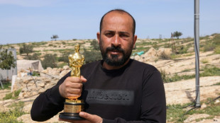 Para cineasta palestino, colonos israelíes lo agredieron por su Óscar