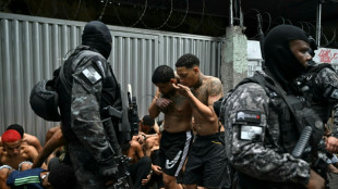Escenas de guerra en Rio de Janeiro: 64 muertos en la operación policial más letal