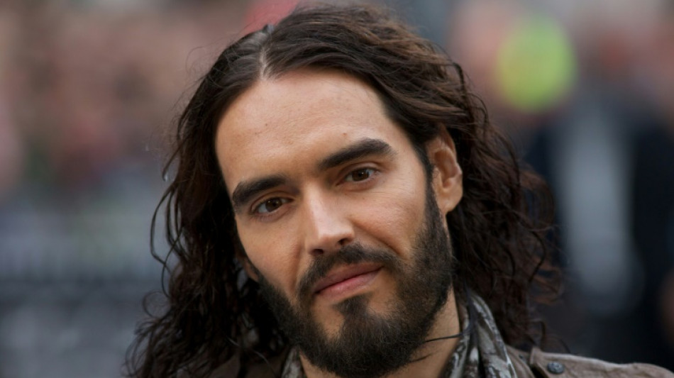 GB: Pol&iacute;cia entrega &agrave; Promotoria relat&oacute;rio de investiga&ccedil;&atilde;o sobre ator Russell Brand