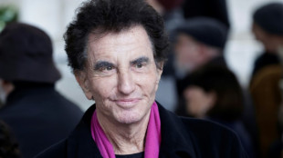 Jack Lang "poussé à terre" lors d'un rassemblement contre la pédocriminalité