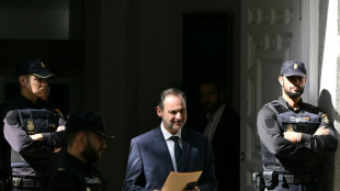 Un exministro espa&ntilde;ol cercano a Pedro S&aacute;nchez y en prisi&oacute;n por corrupci&oacute;n renuncia como diputado