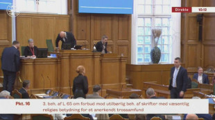 Dinamarca pro&iacute;be queima de exemplares do Alcor&atilde;o