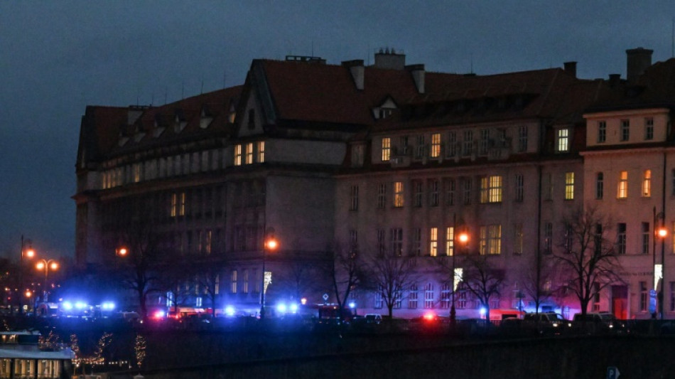 Au moins 15 morts dans une fusillade &agrave; Prague, l'assaillant retrouv&eacute; mort