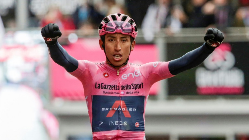 Egan Bernal sale del hospital tras dos semanas internado por accidente