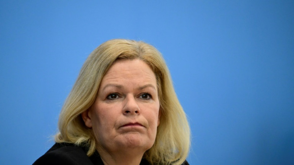 Asylverfahren in Drittstaaten: Faeser pr&uuml;ft weiter - hat aber andere Priorit&auml;t