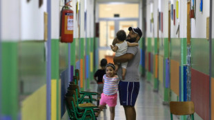 Au Liban, &eacute;coles transform&eacute;es en abris et ann&eacute;e scolaire en question