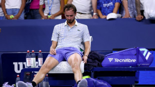 Medvedev 'precisa de ajuda' após eliminação na 1ª rodada do US Open, diz Boris Becker