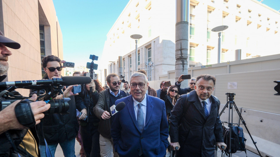 Corruzione: gip dispone domiciliari per Cuffaro