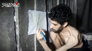 "Il faut le sauver!": le fr&egrave;re d'un otage isra&eacute;lien en appelle au monde 