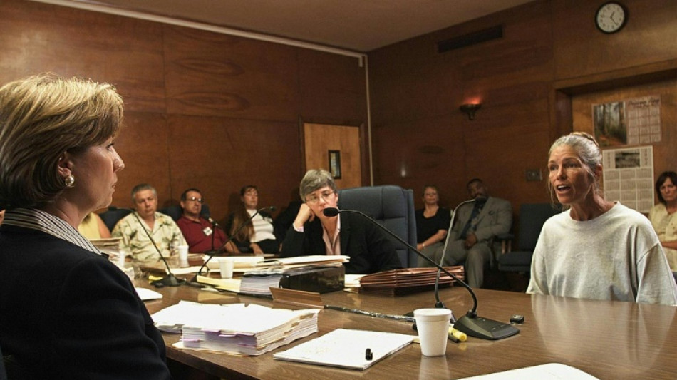 Una disc&iacute;pula de Charles Manson califica para la libertad condicional, falla un tribunal de California