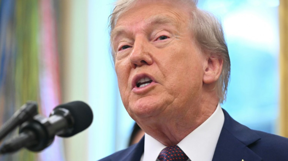 Trump dismisses health rumors as 'fake news'