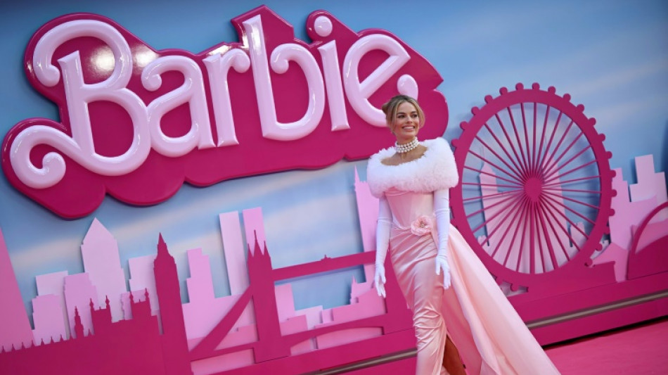 Avec le film Barbie, une vague marketing rose submerge la plan&egrave;te