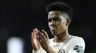 T&eacute;cnico do Chelsea pede que evitem compara&ccedil;&otilde;es entre Est&ecirc;v&atilde;o e Lamine Yamal