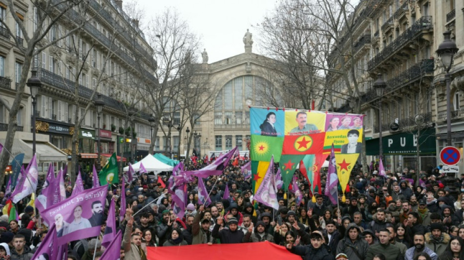 Des milliers de personnes &agrave; Paris pour r&eacute;clamer "justice" pour trois militantes Kurdes assassin&eacute;es en 2013
