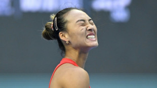 Olympic champ Zheng rebukes rowdy home crowd at China Open