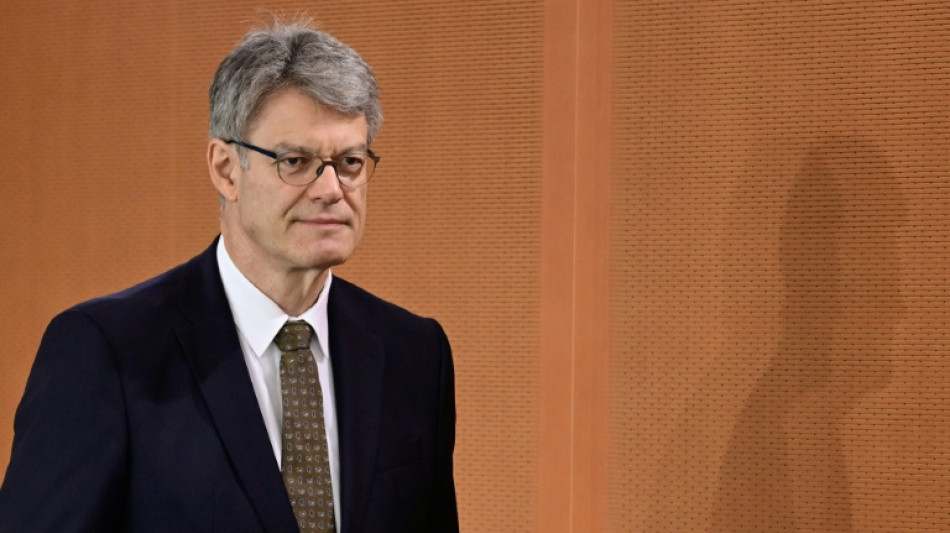 Verkehrsminister Schnieder unzufrieden mit der Bilanz der Deutschen Bahn