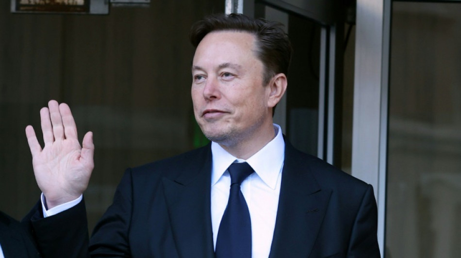 Elon Musk &uuml;bergibt Twitter-F&uuml;hrung nach eigenen Angaben an eine Frau