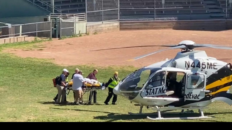 Indignation internationale apr&egrave;s l'attaque contre Salman Rushdie, dans un &eacute;tat grave