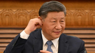 Xi ofrece a ejecutivos extranjeros una China "más y más" abierta