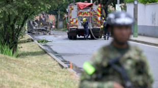 One injured in bomb attack on Colombia military base