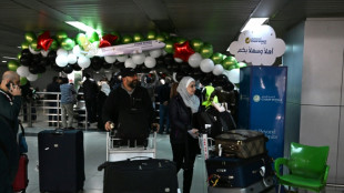Syrie: reprise dans la liesse des vols internationaux &agrave; l'a&eacute;roport de Damas
