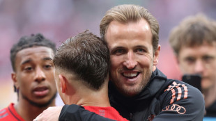 Erster Titel für Kane: Pokal-Emoji und "We are the Champions"