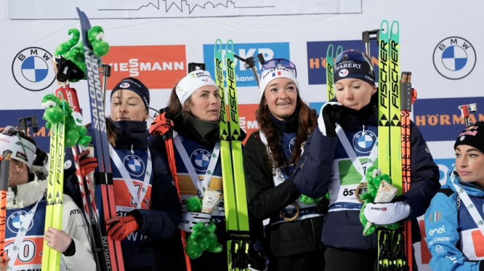 Biathlon: les Fran&ccedil;aises brillent d'entr&eacute;e dans le relais d'Ostersund