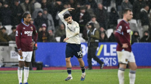 Forest boost survival bid to leave West Ham in turmoil