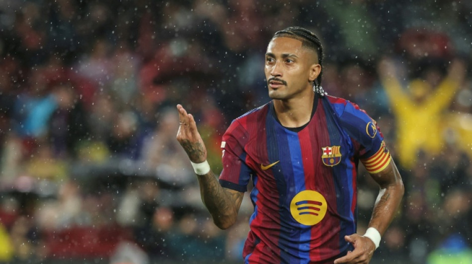 Raphinha revela que deseja renovar contrato e encerrar carreira no Barcelona
