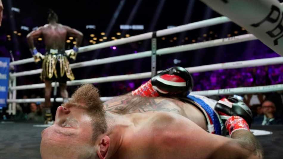 Wilder knocks out Helenius in triumphant heavyweight return