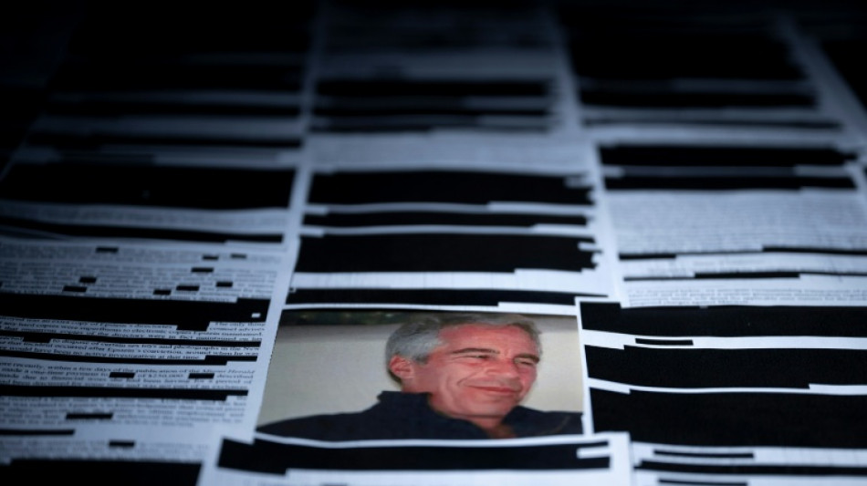 El Departamento de Justicia publica nuevos documentos sobre Epstein con acusaciones contra Trump