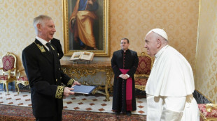 El papa habla de la situaci&oacute;n en Ucrania con el nuevo embajador ruso en el Vaticano
