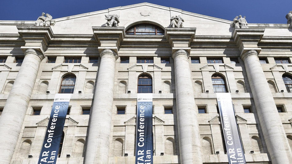 Borsa: Milano resiste (+0,15%), corre Banco Bpm, pesa Stellantis