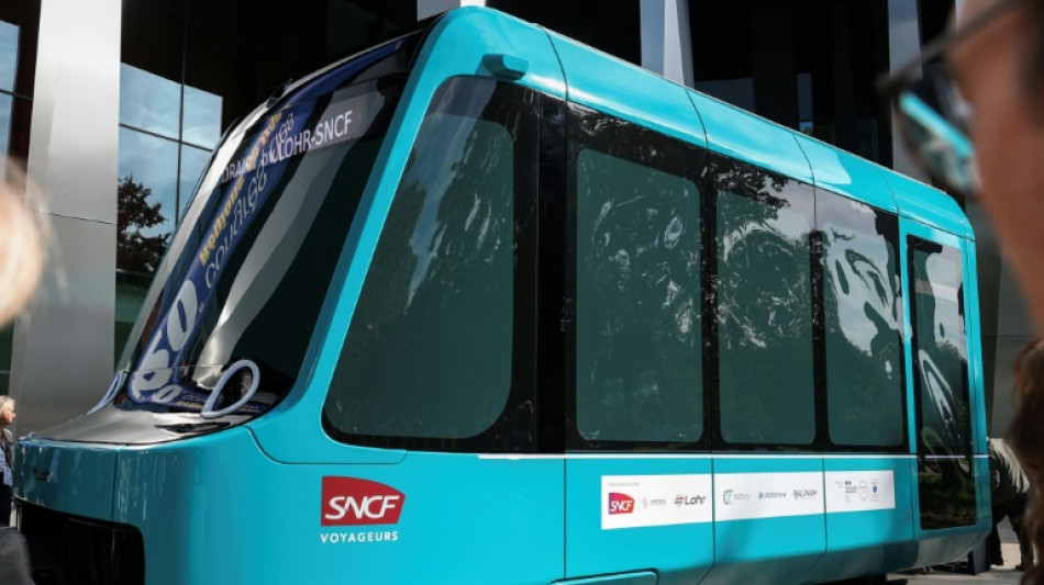 Un futur train &agrave; batteries pour les petites lignes rurales d&eacute;voil&eacute;