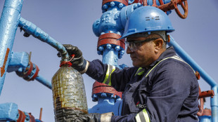 Il petrolio a -3,8% in Asia con l'aumento della produzione Opec+