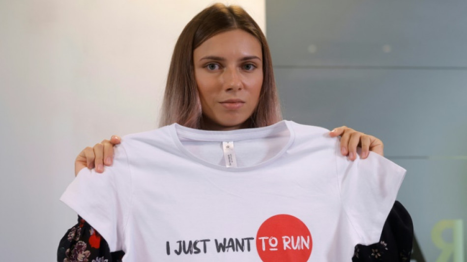 T&eacute;cnico de atleta bielorrussa que desertou durante Jogos de T&oacute;quio &eacute; suspenso