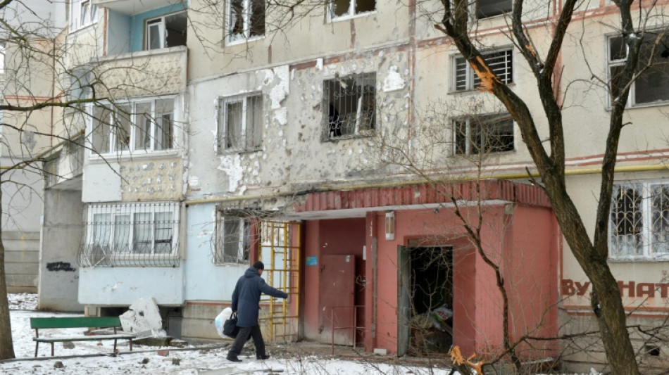 L'Ukraine dit contr&ocirc;ler Kharkiv, le nombre des r&eacute;fugi&eacute;s enfle