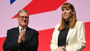 Dimite la número dos del gobierno laborista británico tras una polémica fiscal