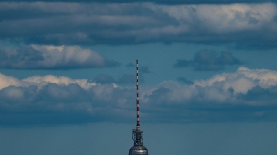 Bei zufälliger Begegnung: Unbekannter schlägt 50-Jährigen in Berlin bewusstlos