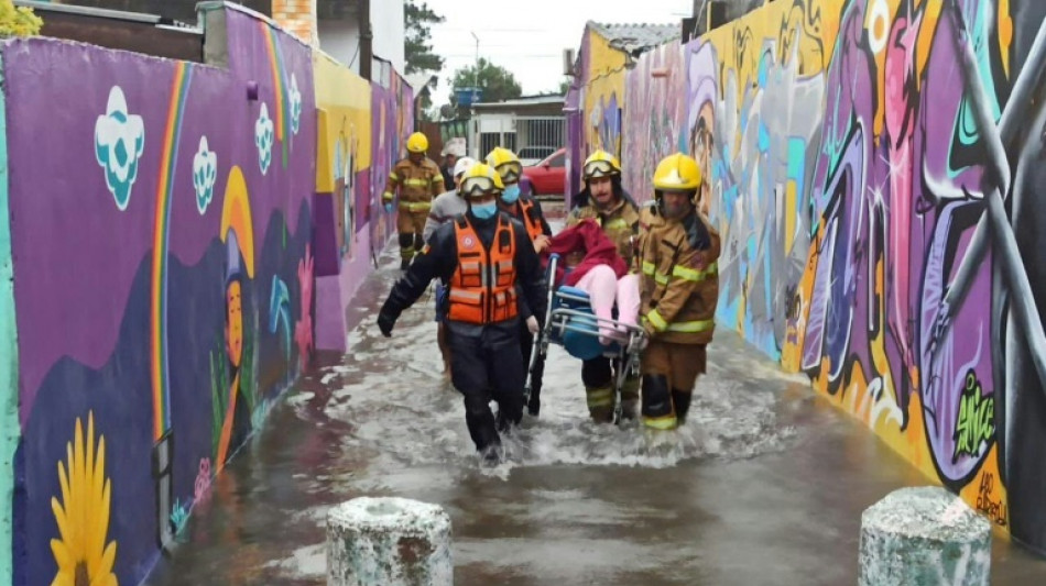 Muertes por cicl&oacute;n en el sur de Brasil se elevan a 13
