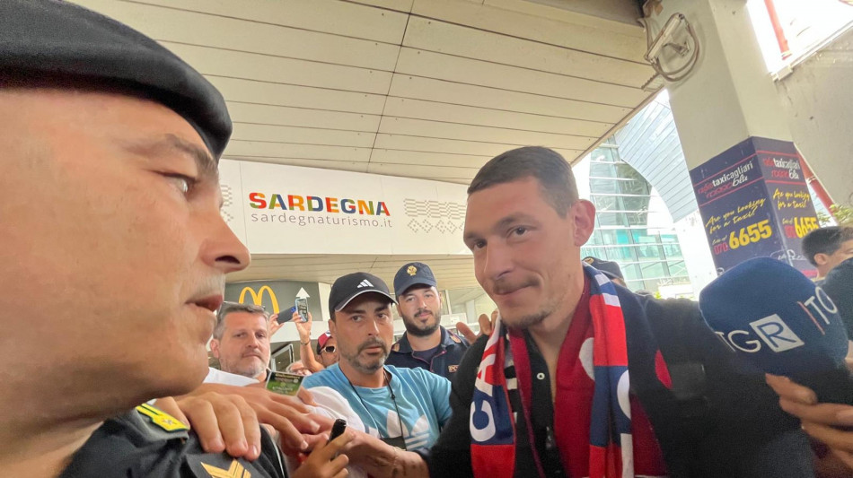 Calcio: Belotti al Cagliari,'io pronto, non mi sono mai fermato'