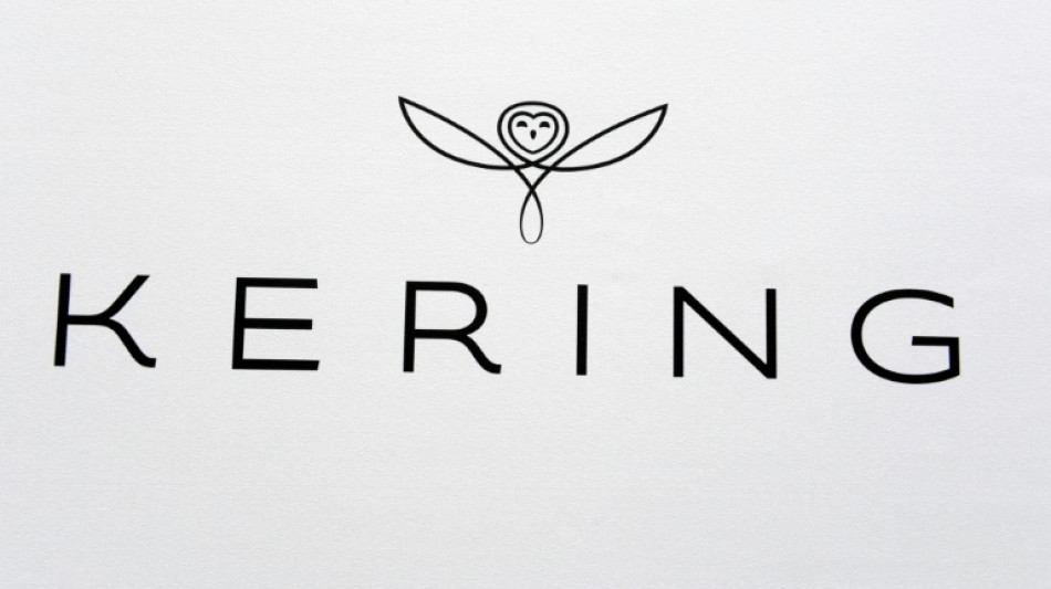 Kering, toujours plomb&eacute; par Gucci, voit son b&eacute;n&eacute;fice net plonger de 93,6%