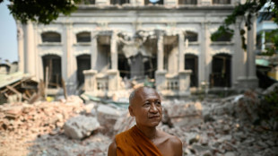 "Comme vivre en enfer" : à Mandalay en Birmanie, un monastère bouddhiste dévasté par le séisme